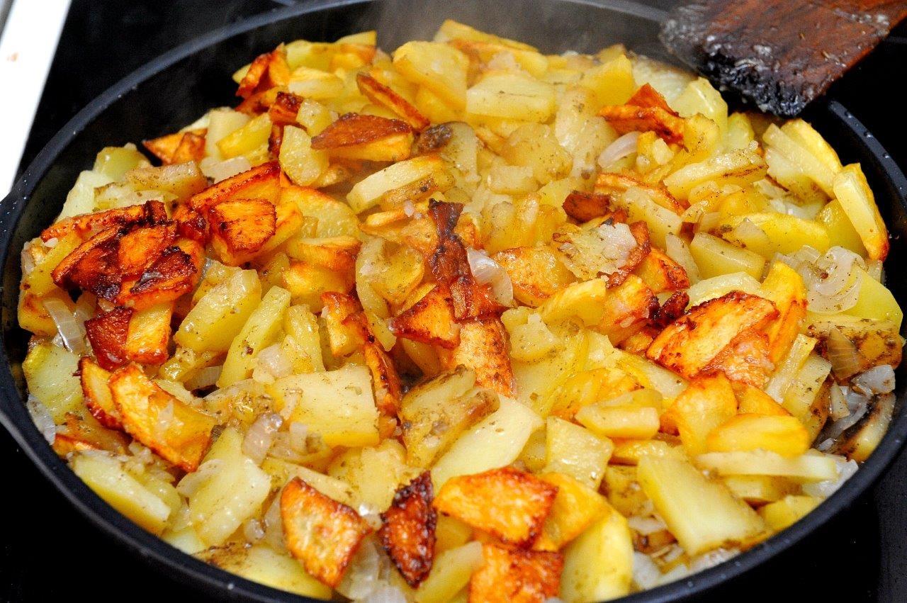 Сколько калорий в жареной картошке?