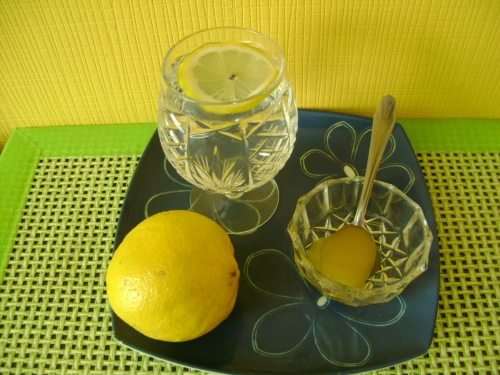 Вода с медом и лимоном