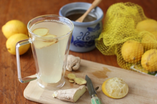 Напиток с лимоном и имбирем